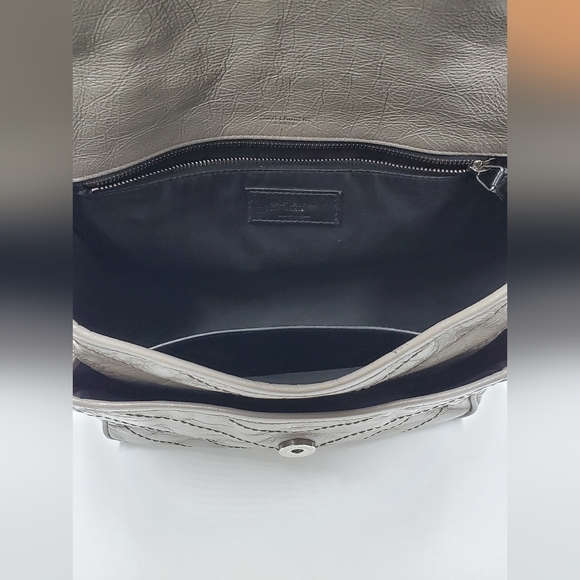 YSL Niki Medium crinkled leather shoulder bag - Picture 5 of 9